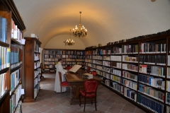Montevergine-Biblioteca